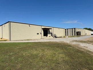More details for 400 Rivers Rd, Centerville, TN - Industrial for Lease