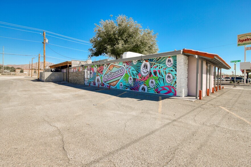 5200 Doniphan Dr, El Paso, TX 79932 Retail for Lease