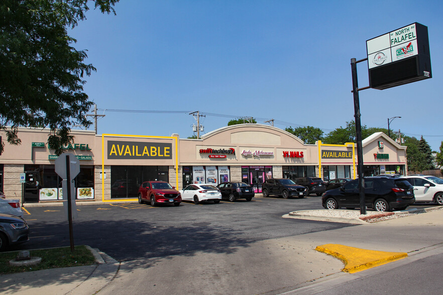 6800-6818 W North Ave, Chicago, IL for lease - Building Photo - Image 2 of 4