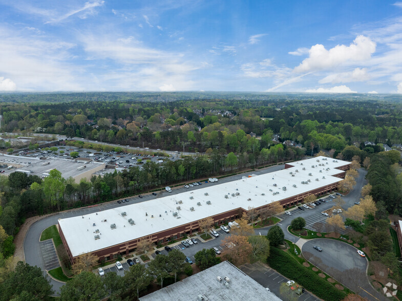 1095 Windward Ridge Pky, Alpharetta, GA for lease - Aerial - Image 2 of 3