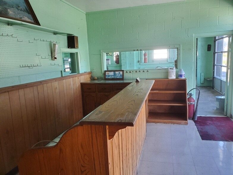 401 N 3rd St, Lilbourn, MO for sale - Building Photo - Image 3 of 26