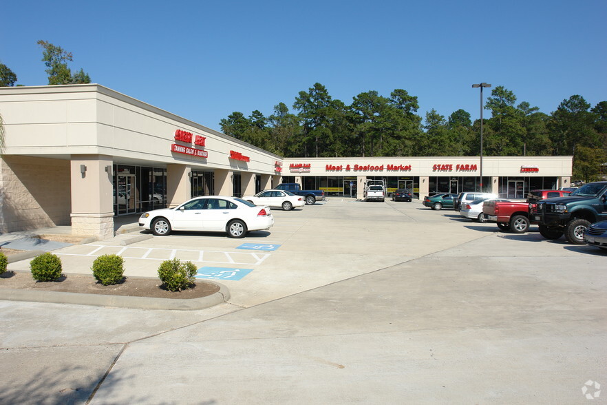 4900 W Davis St, Conroe, TX for lease - Building Photo - Image 3 of 21