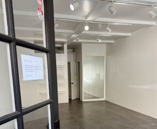 8064-8066 Melrose Ave, Los Angeles, CA for lease - Interior Photo - Image 2 of 3