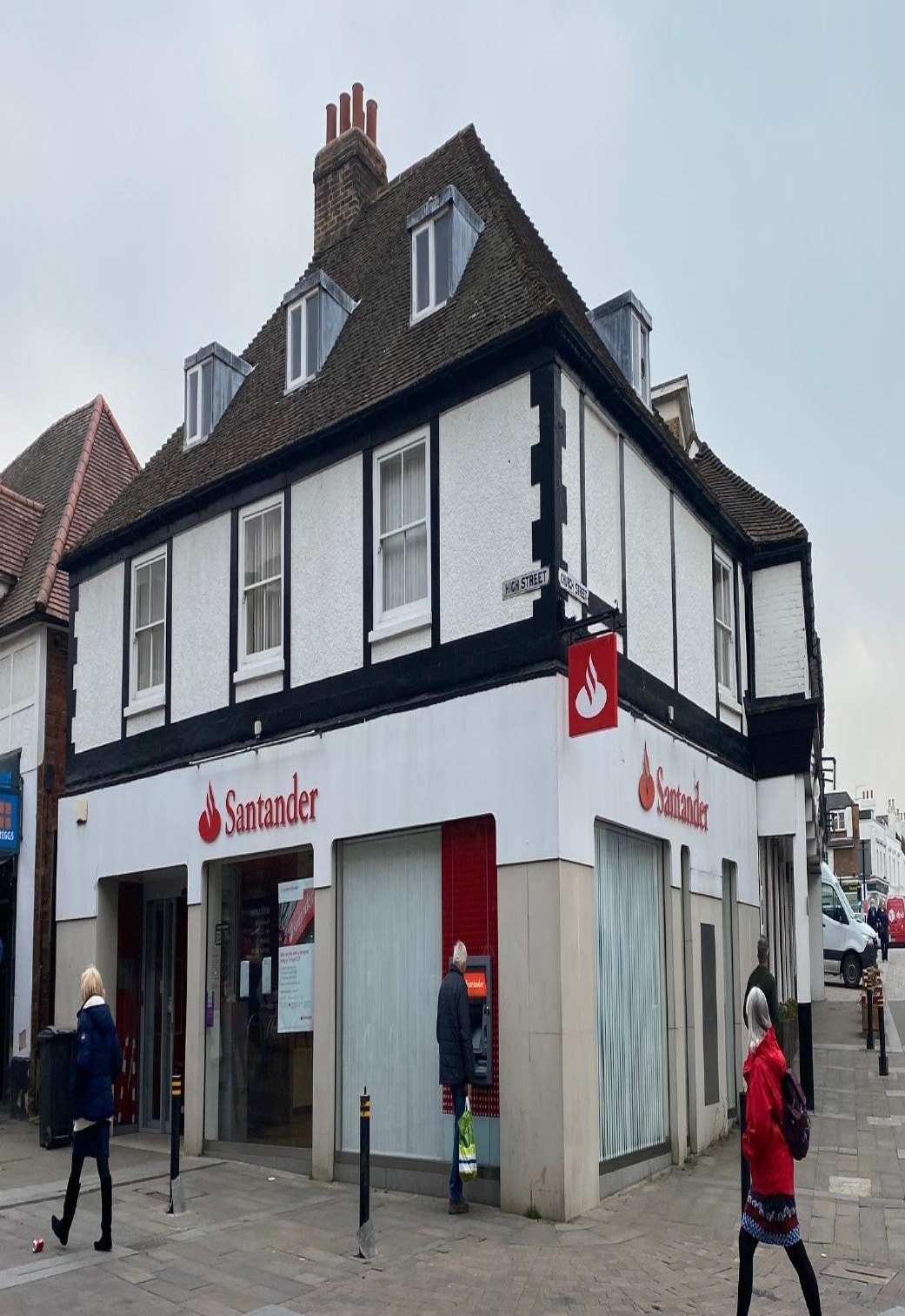 2 High St, Leatherhead for sale Primary Photo- Image 1 of 1