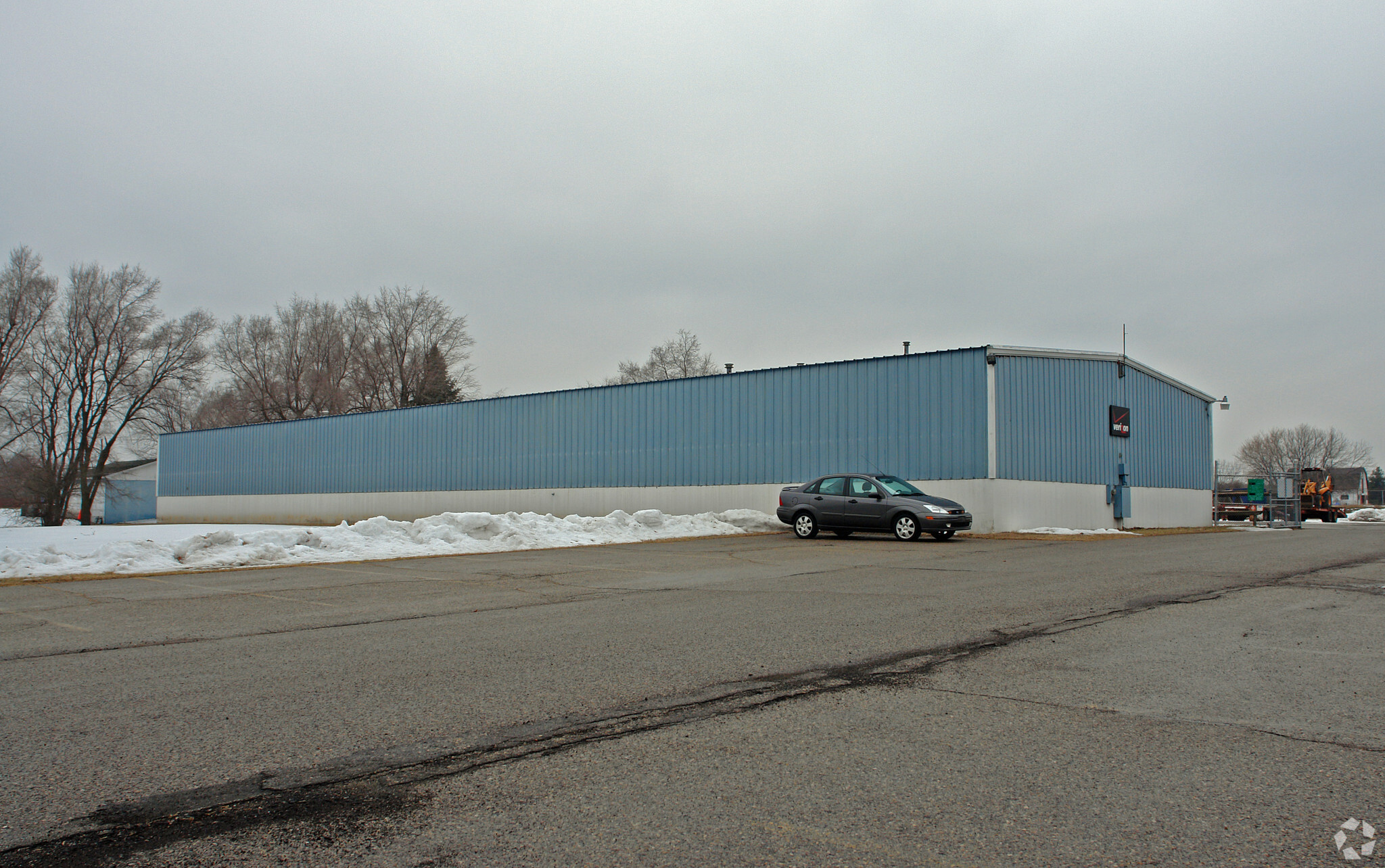 100 Lone Tree Rd, Milford, MI for sale Primary Photo- Image 1 of 1