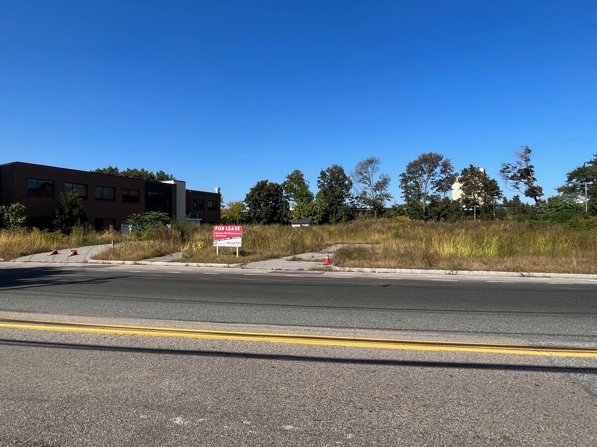 525 Salem St, Wakefield, MA 01880