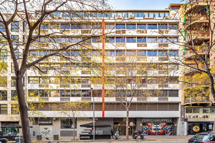 Office in Barcelona, Barcelona for sale - Primary Photo - Image 1 of 10