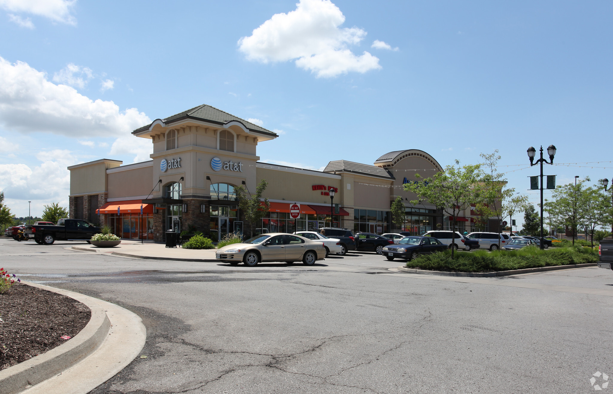 5201 N Belt Hwy, Saint Joseph, MO 64506 - The Shoppes at North Village ...