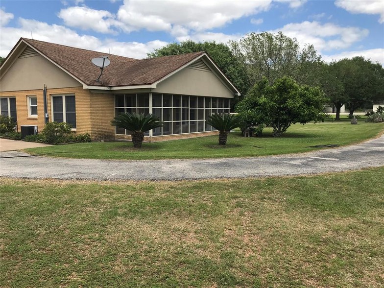 7944 Hwy 71, Garwood, TX for sale - Primary Photo - Image 1 of 1