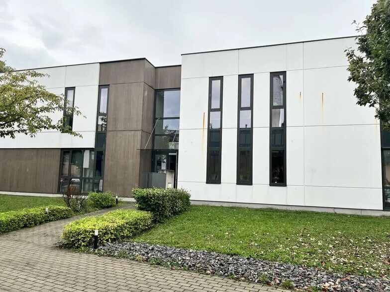 19 Rue Jacobi-Netter, Strasbourg for sale - Building Photo - Image 2 of 10