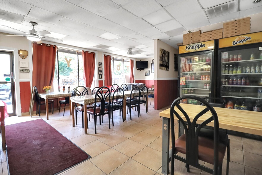 600 Adams Ave, Elizabeth, NJ for sale - Interior Photo - Image 2 of 18