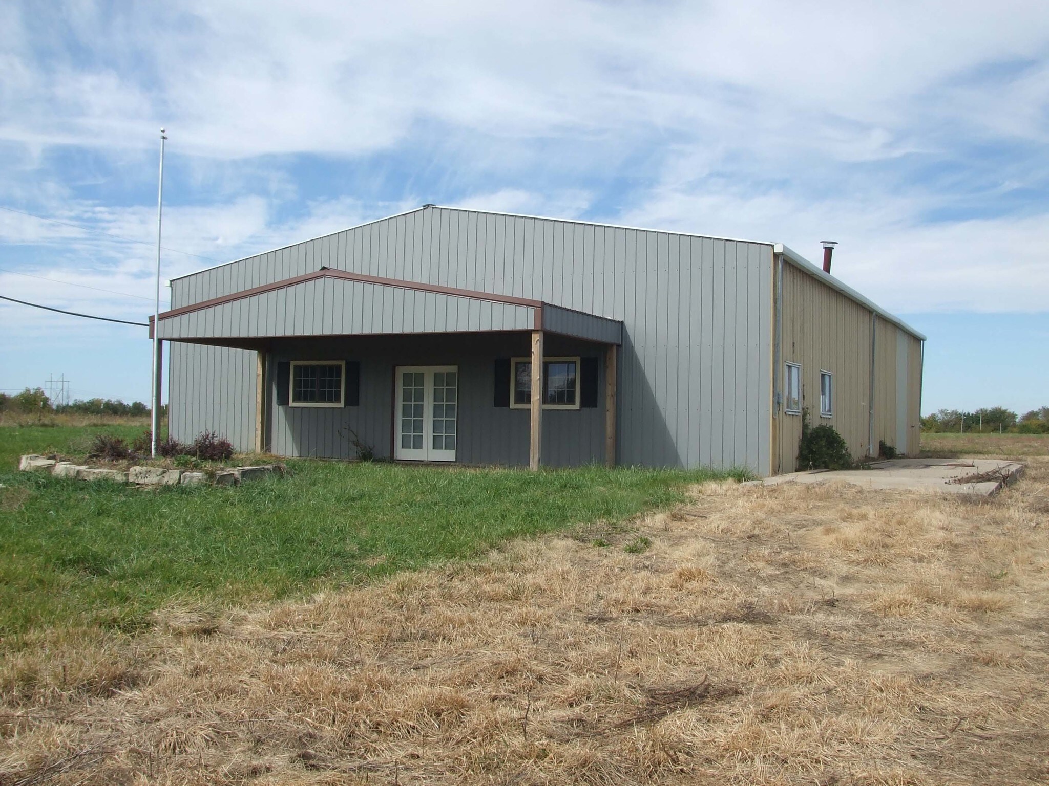 32280 K-68 Hwy, Paola, KS for sale Primary Photo- Image 1 of 1