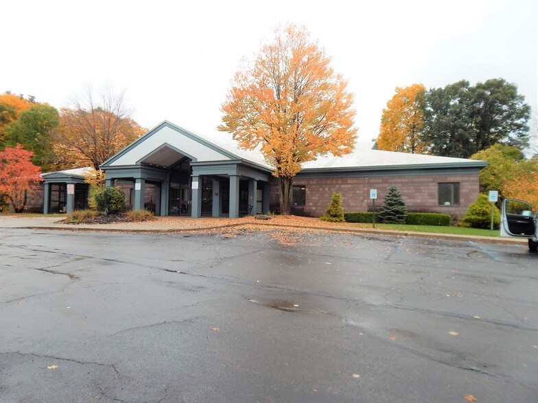 896 Riverview Rd, Rexford, NY 12148