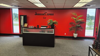 2816 E 51st St, Tulsa, OK for lease Interior Photo- Image 1 of 6