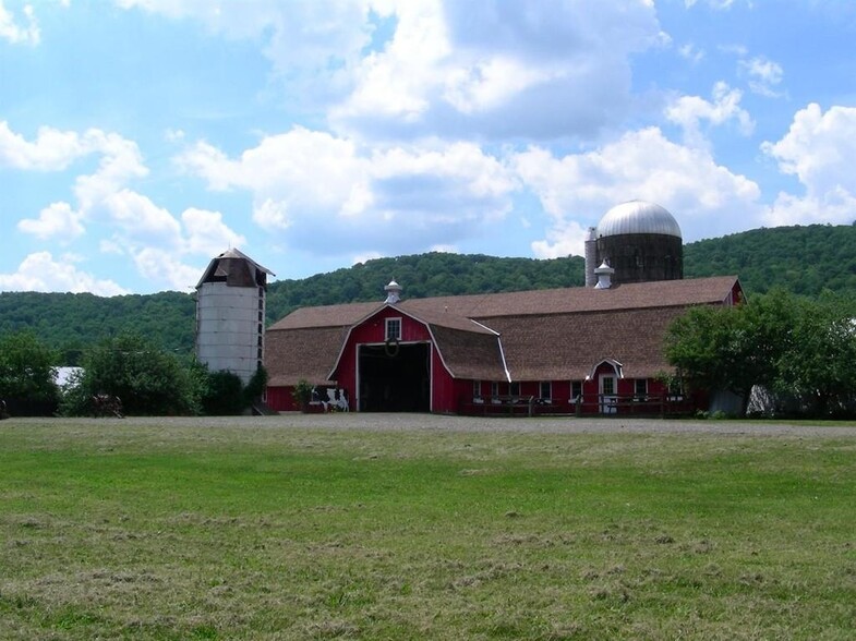 3883 State Highway 7, Otego, NY for sale - Primary Photo - Image 1 of 1