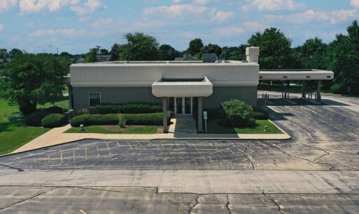 1425 Dekalb Ave, Sycamore, IL for lease - Primary Photo - Image 1 of 2