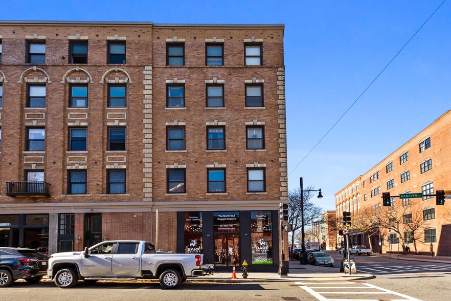 454-464 Hanover St, Boston, MA for sale - Building Photo - Image 2 of 24