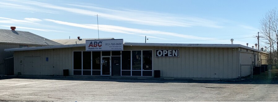 705 S Kansas Ave, Olathe, KS for sale Building Photo- Image 1 of 1