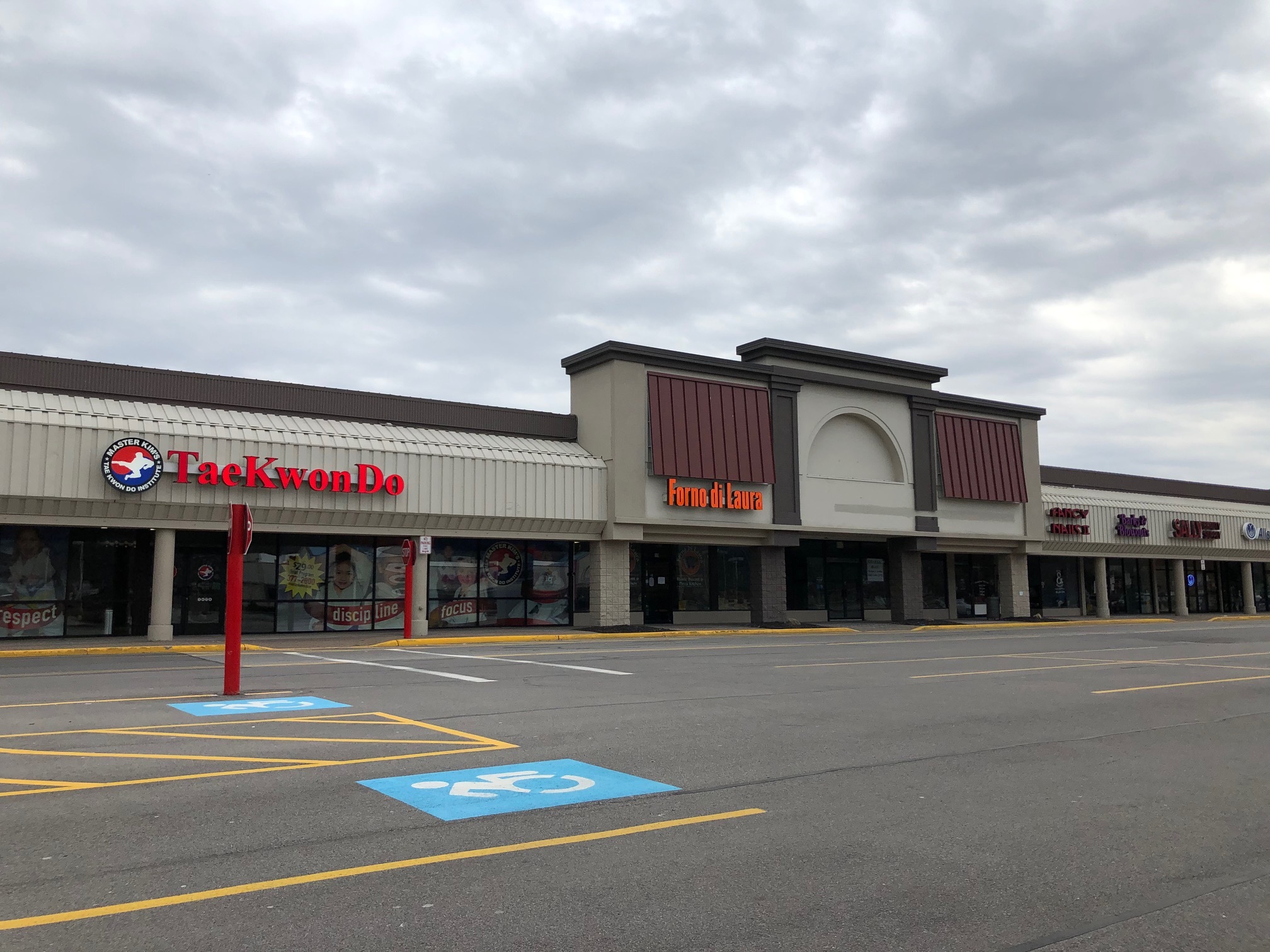 1601 Penfield Rd, Rochester, NY 14625 - Panorama Plaza | LoopNet