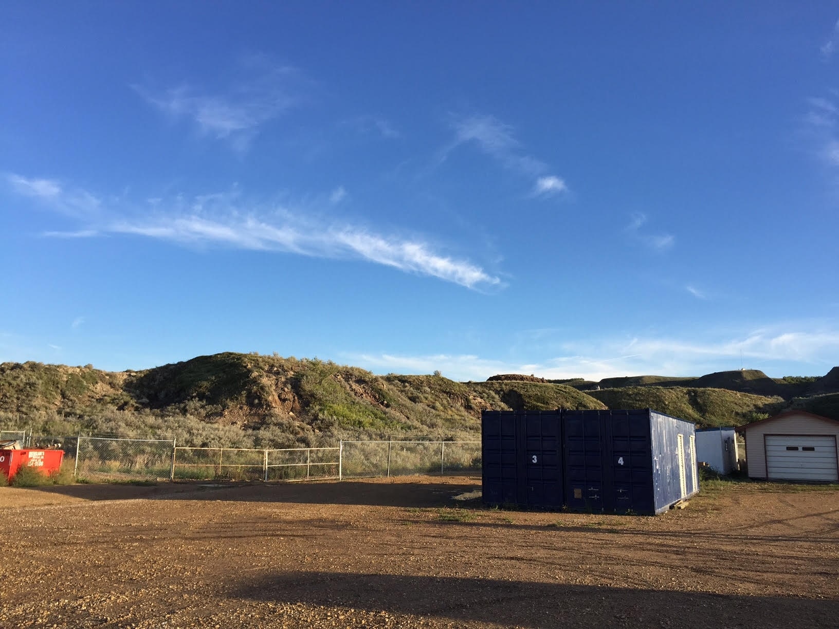 1121 Railway Ave S, Drumheller, AB for sale Primary Photo- Image 1 of 1