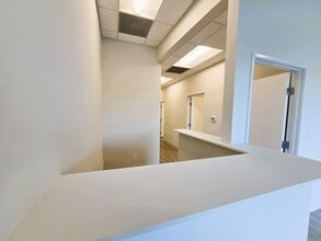 221 E 12th St, Los Angeles, CA for lease Interior Photo- Image 2 of 4