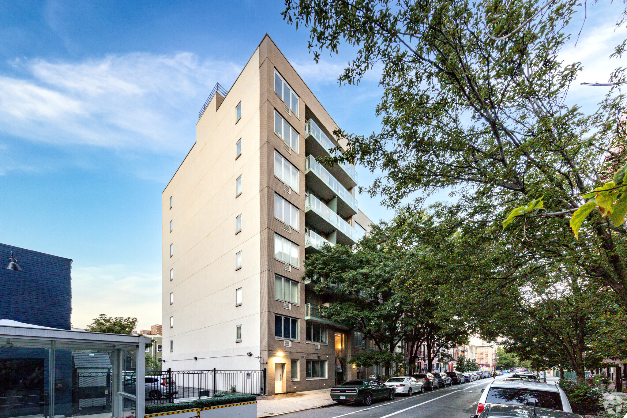 222 E 111th St, New York, NY for sale Primary Photo- Image 1 of 1