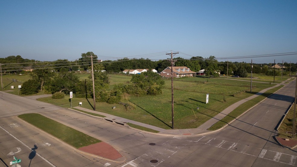 3929 Hickox Rd, Rowlett, TX for sale - Building Photo - Image 1 of 10