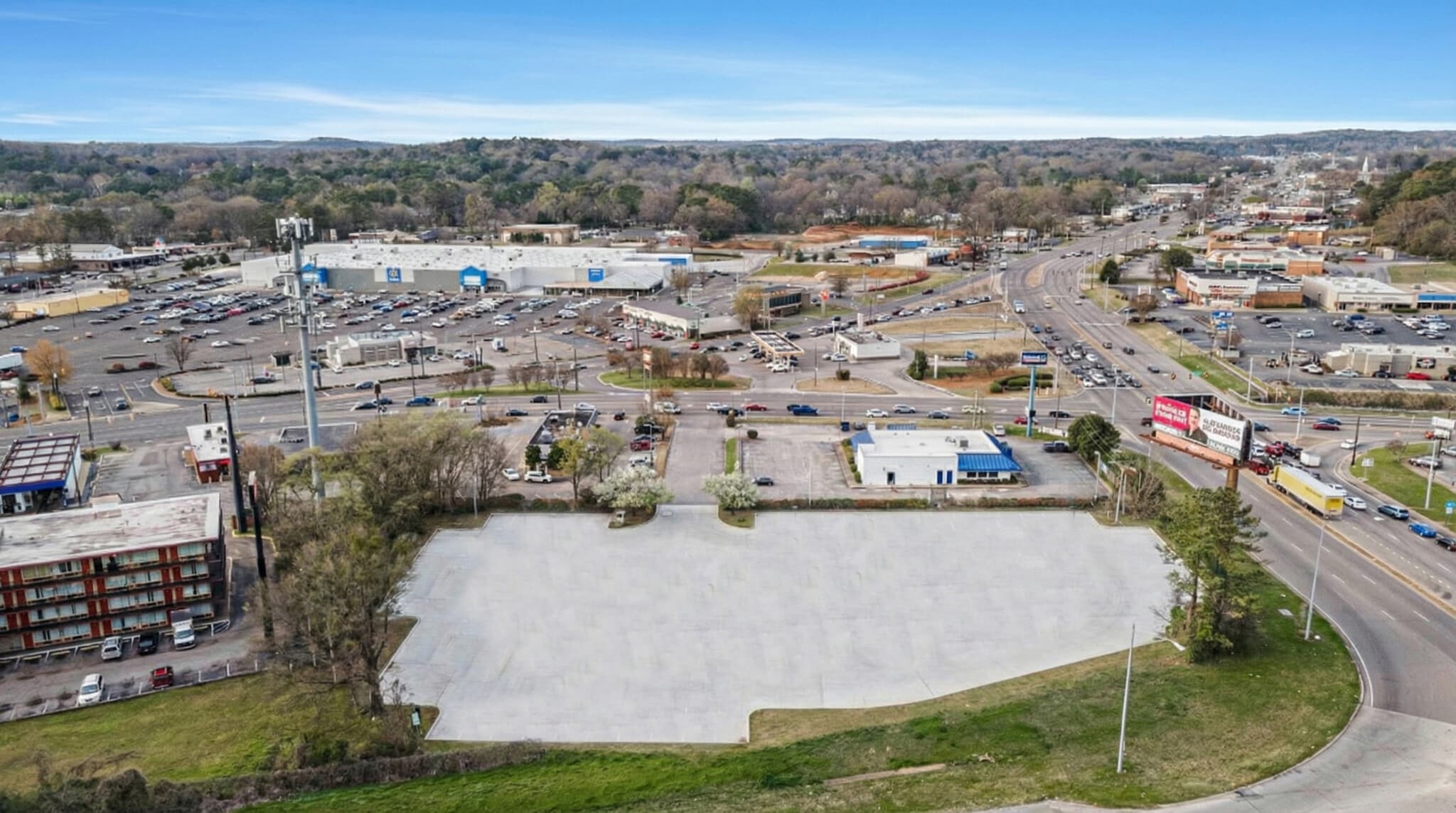 213 Gadsden Hwy, Birmingham, AL for sale Building Photo- Image 1 of 1