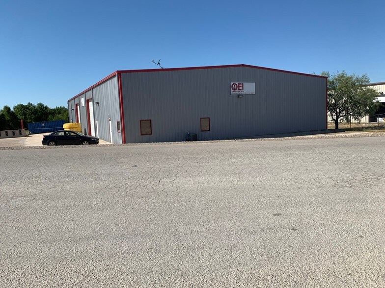 homes for sale in aledo tx with acreage