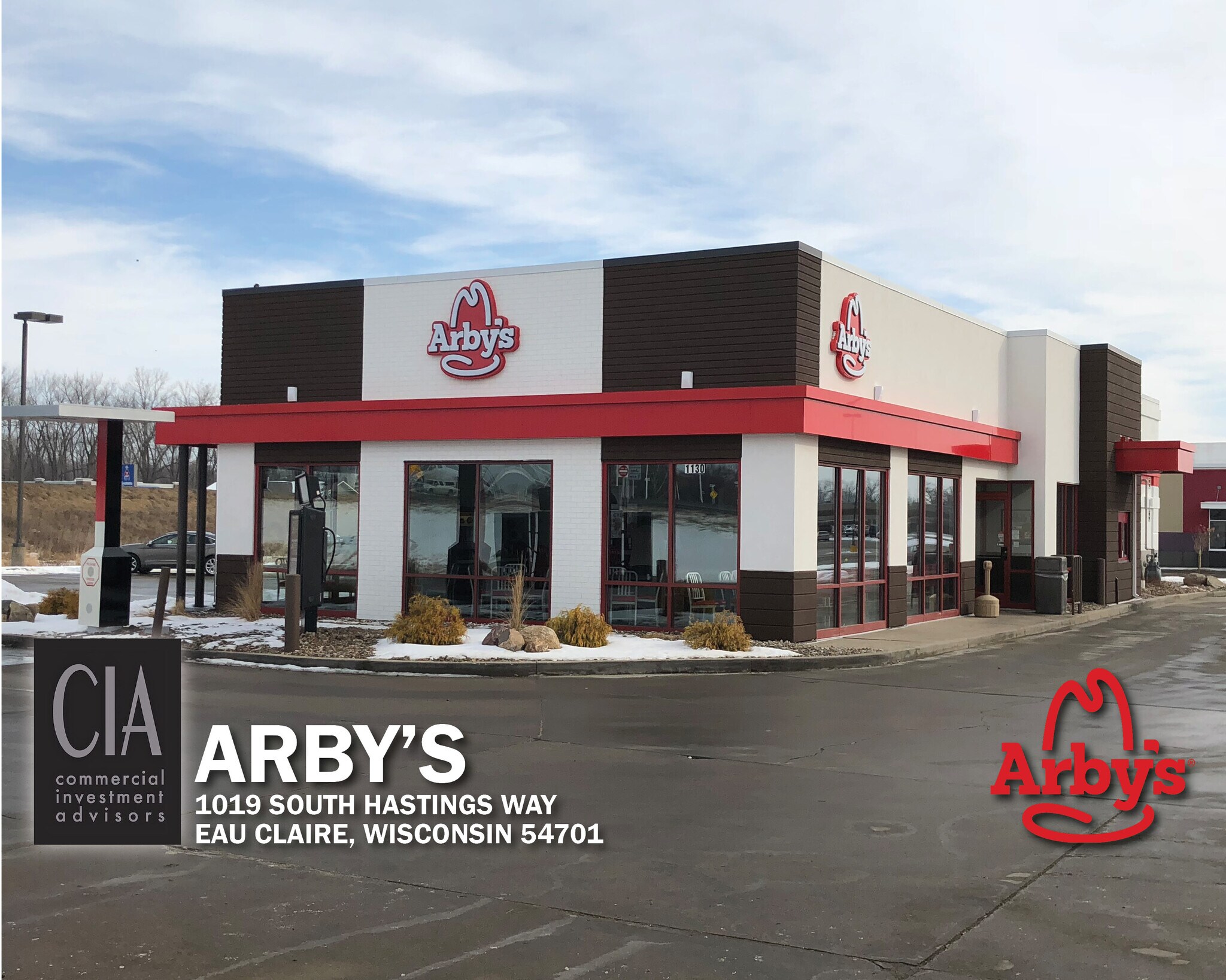 1019 S Hastings Way, Eau Claire, WI 54701