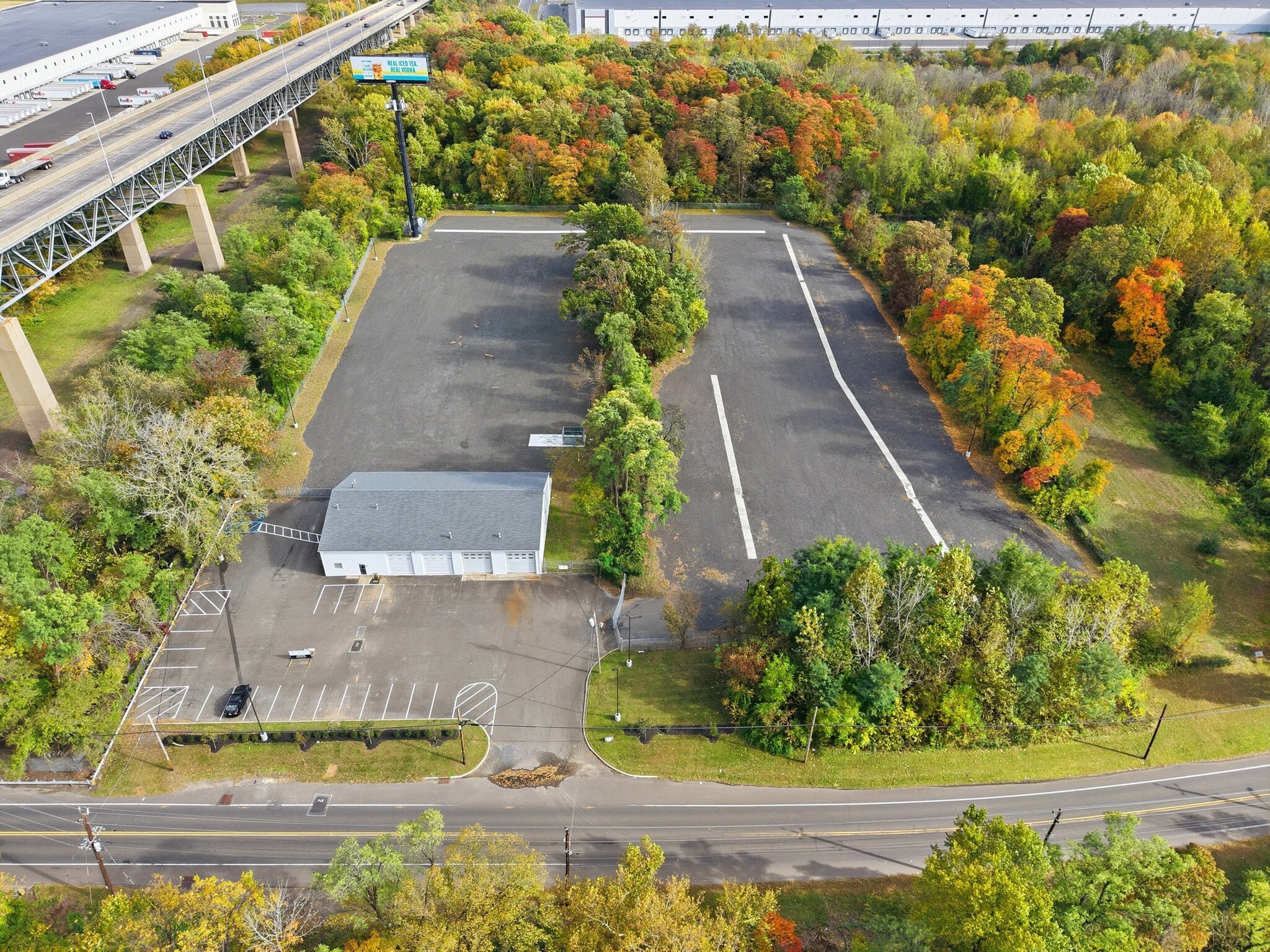 1922 River Rd, Burlington, NJ for lease Building Photo- Image 1 of 10