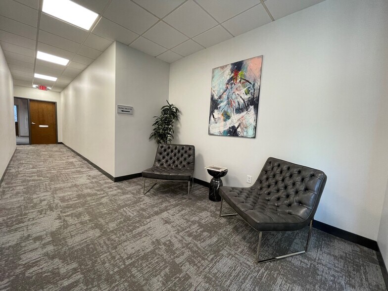 3739 National Dr, Raleigh, NC for lease - Building Photo - Image 3 of 11