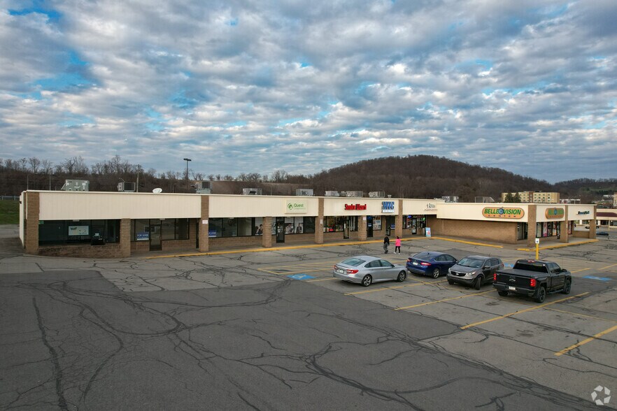 872 Rostraver Rd, Belle Vernon, PA 15012