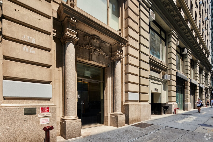 129-133 W 27th St, New York, NY for lease - Building Photo - Image 3 of 12