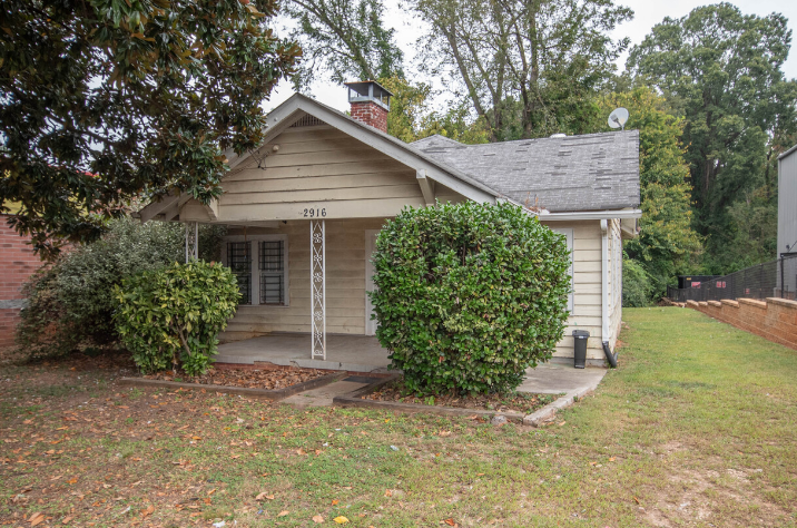 2916 Memorial Dr SE, Atlanta, GA for sale - Primary Photo - Image 1 of 8