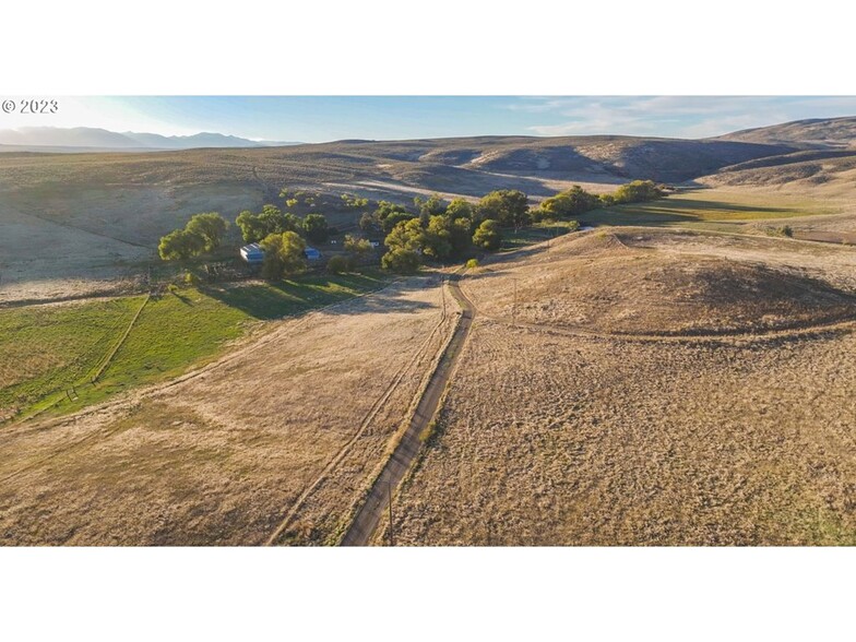 46310 Cook Rd, Baker City, OR for sale - Building Photo - Image 3 of 15