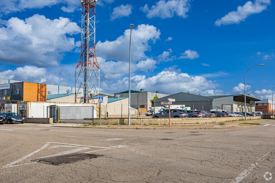Calle Edison, 22, Getafe, Madrid for lease - Building Photo - Image 2 of 3