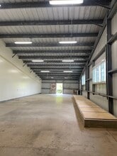 56-1089 Kamehameha Hwy, Kahuku, HI for lease Interior Photo- Image 1 of 2