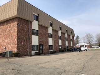 191 Albany Tpke, Canton, CT for lease - Building Photo - Image 2 of 4