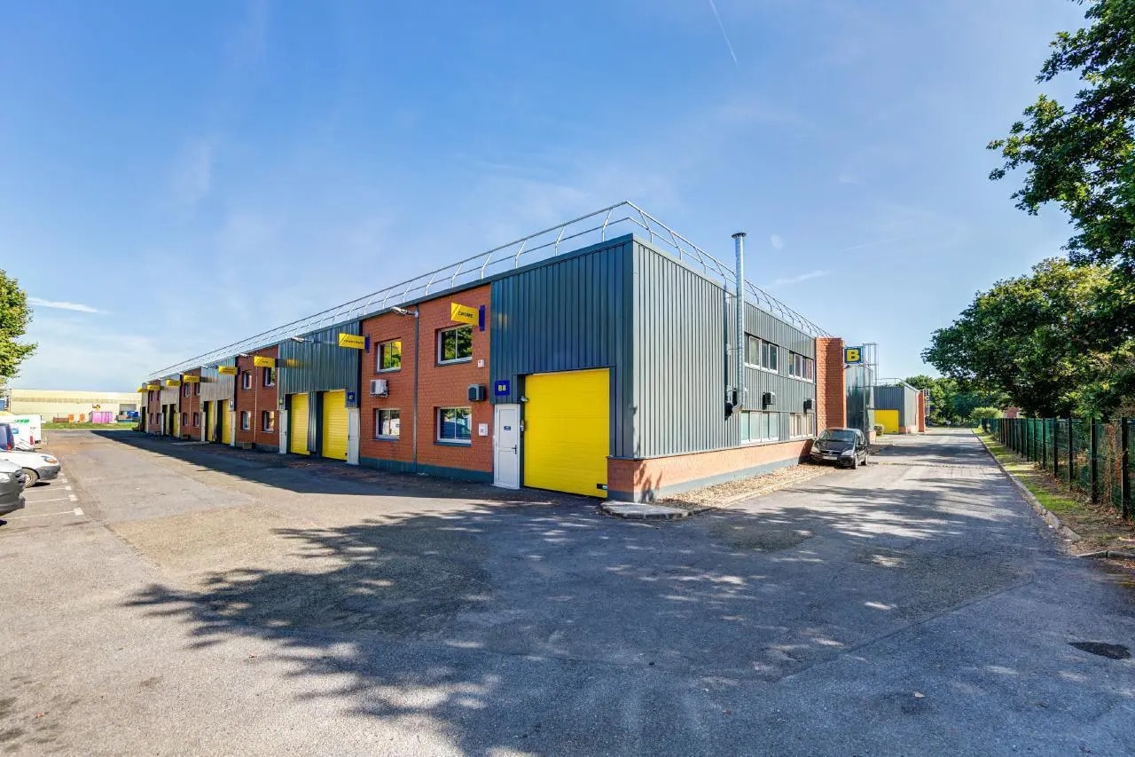 Flex in SAINT-OUEN-L'AUMONE for lease Building Photo- Image 1 of 9