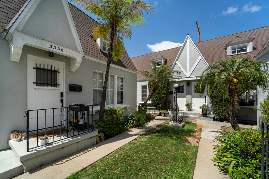537-545 1/2 N Orange Dr, Los Angeles, CA for sale - Building Photo - Image 3 of 69