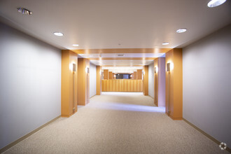 520 S Grand Ave, Los Angeles, CA for lease Interior Photo- Image 2 of 4