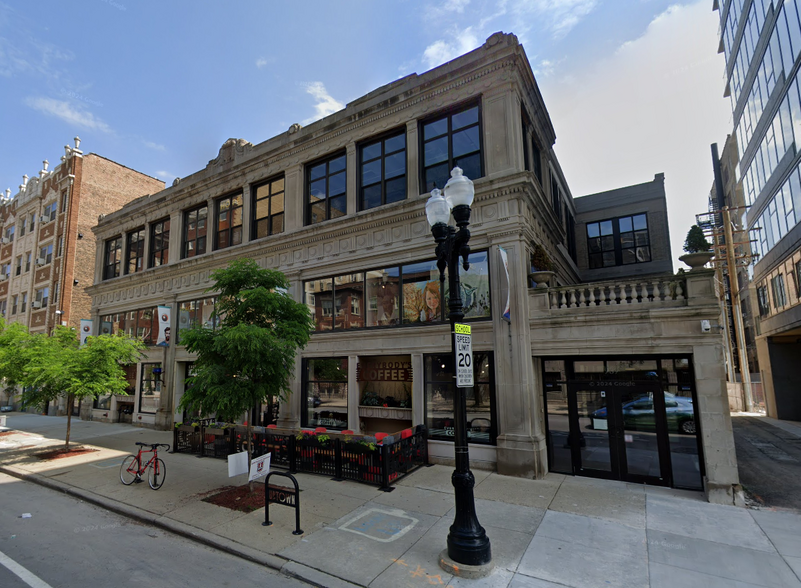 939 W Wilson Ave, Chicago, IL for lease - Building Photo - Image 1 of 9