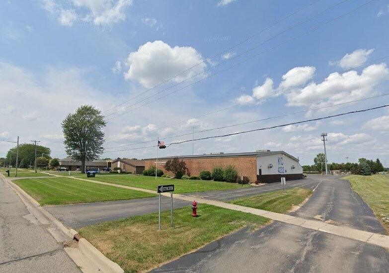 4840 Shattuck Rd, Saginaw, MI 48603