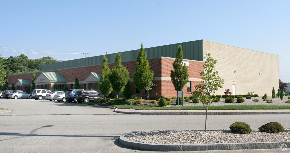 30 Centre of New England Blvd, Coventry, RI for sale - Primary Photo - Image 1 of 1