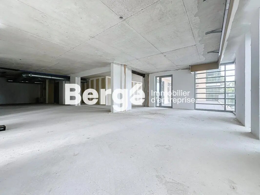 Office in SOPHIA ANTIPOLIS for lease Building Photo- Image 1 of 8
