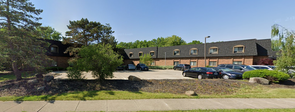 27601 Westchester Pky, Westlake, OH for sale - Building Photo - Image 1 of 4