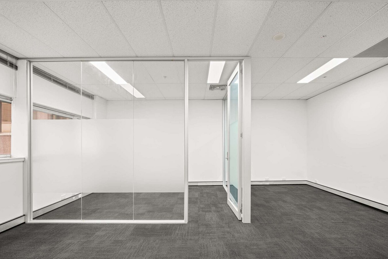 167-169 Queen St, Melbourne, VIC 3000 - Unit 401 - - Interior Photo - Image 2 of 3