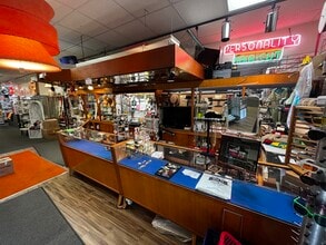 11508-11534 Clifton Blvd, Cleveland, OH for lease Interior Photo- Image 2 of 13