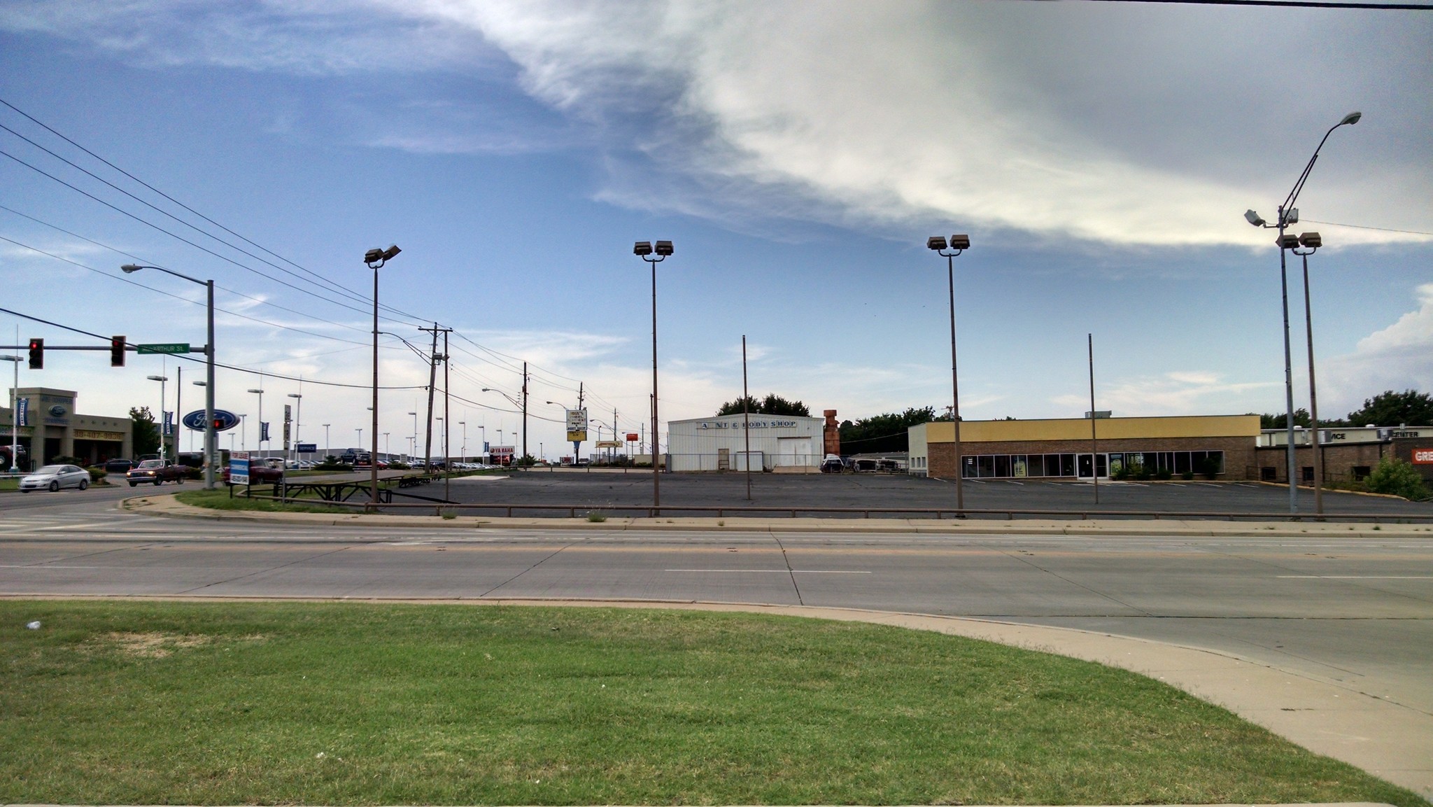 815 E Macarthur St, Shawnee, OK for lease Building Photo- Image 1 of 3